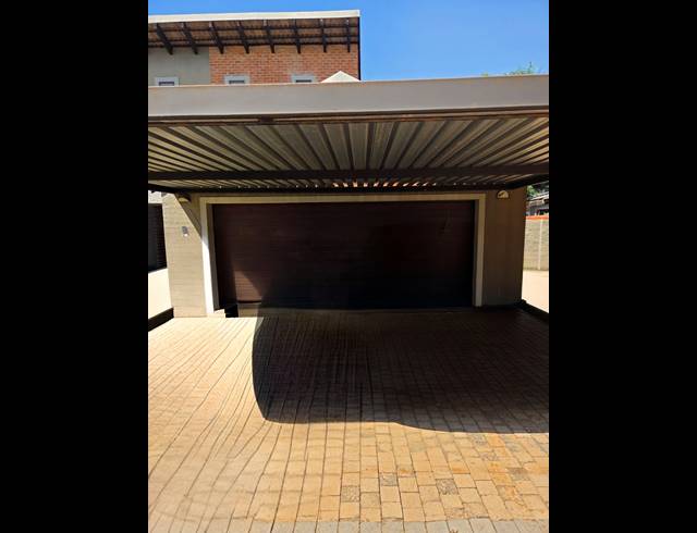 4 BEDROOM FREEHOLD FOR SALE IN WATERVAL EAST